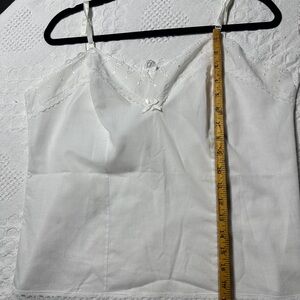 Vintage White Lace-Trim Cami Top with Bow Accent